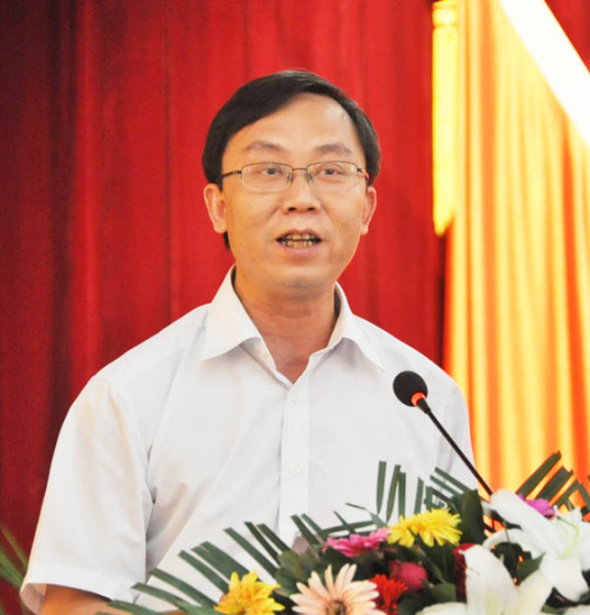 方朝晖（安徽省中医药大学教授）