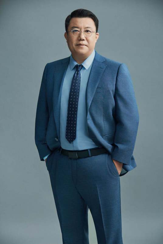 鲁勇（华为公司高级副总裁、中国区总裁）