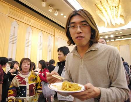 荒木哲郎