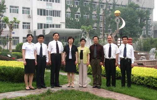 济南市中区教育局