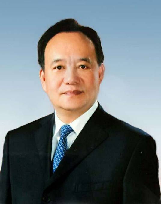 曲刚（辽宁省本溪市委原常委、市委统战部原部长）