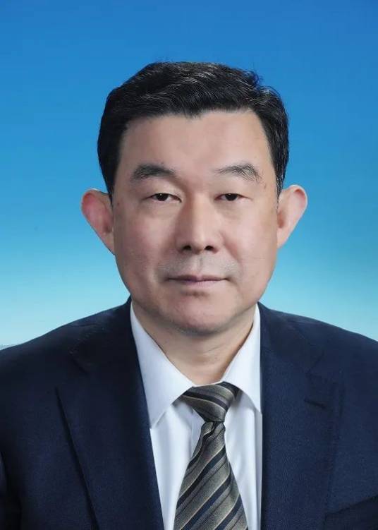 徐磊（山东省公安厅党委委员、副厅长）