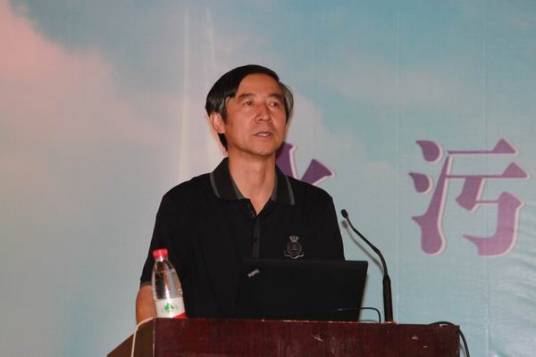 刘志辉（新疆大学资源与环境科学学院教授）