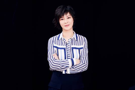 杜华（乐华娱乐公司的创始人）