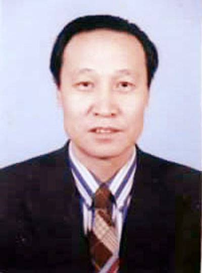 柏桦（南开大学教授）