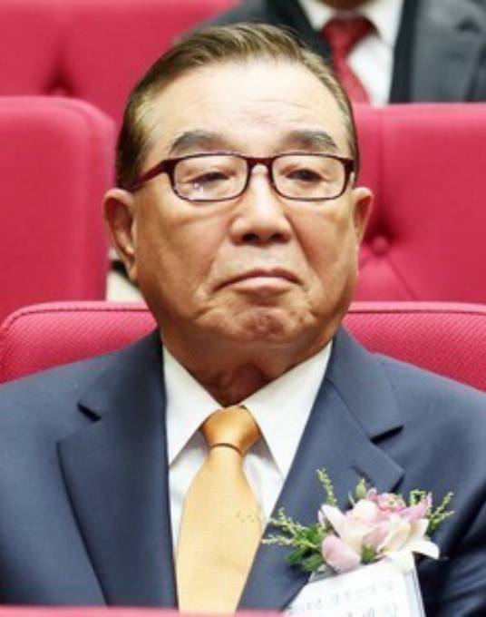 崔世昌（韩国军人）