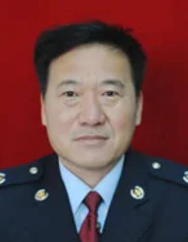 李海荣（山西省文水县国家税务局党组成员、纪检组长）