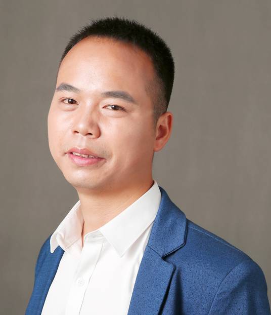 向飞（鸟差CEO、原稀货街创始人）