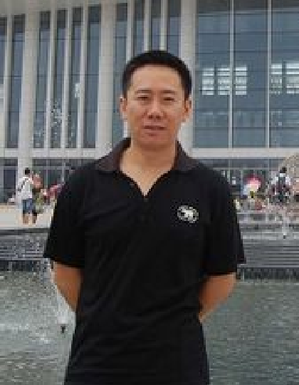 王晓雷（南开大学教授）