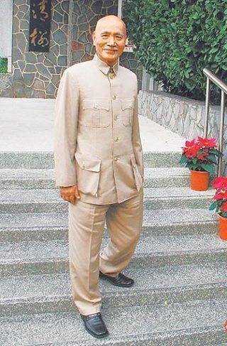 李登科(台湾省酷似蒋介石者)