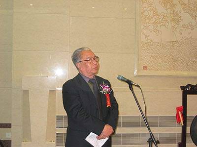 谭松林（湘潭大学副教授）