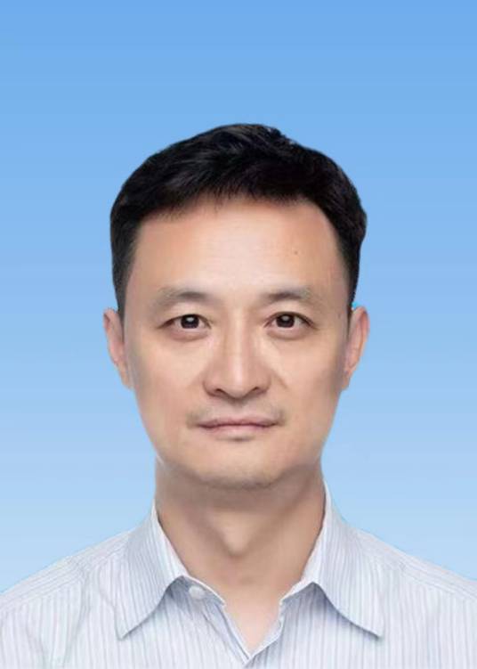 许磊（四川省阿坝州委常委、常务副州长）