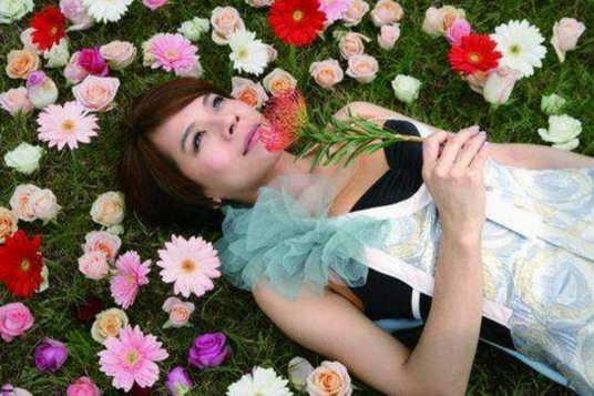 我们都是一朵花