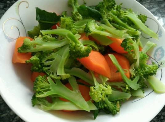 家常菜（家庭日常制作食用的菜肴）