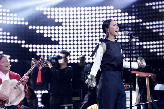 给你一点颜色（谭维维演唱歌曲）