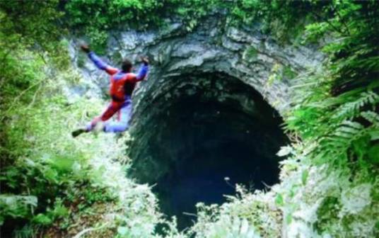 燕子洞（墨西哥中部景观）