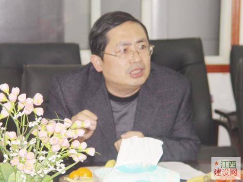 徐小平（江西省委统战部原一级巡视员）