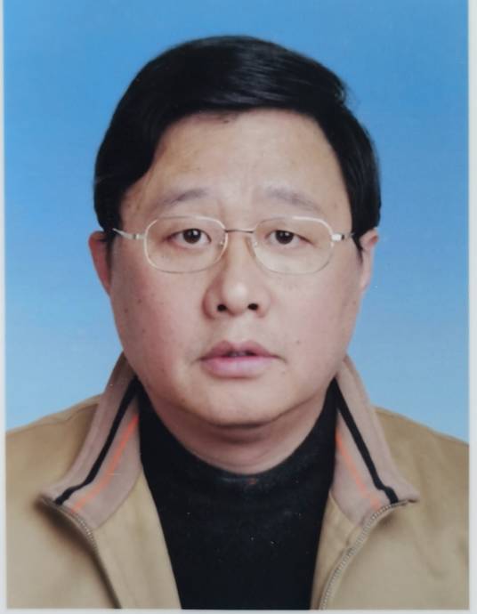 刘忠庆（财政部青岛监管局党组成员、副局长）