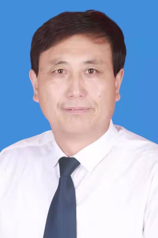 马少伟（吴忠市同心县人大常委会党组成员、人大机关党组书记、办公室主任）