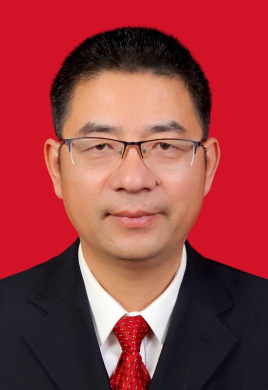 丁向阳（上海市金山区松隐小学教师）