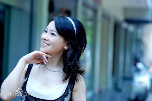 张苗（广西电视台体育频道主持人）