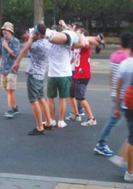 7·13北京6名外籍男子侮辱中国男子事件