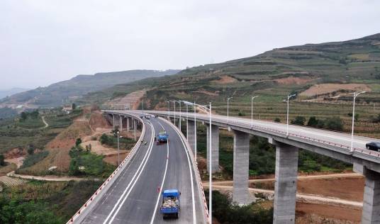 宝鸡—天水高速公路