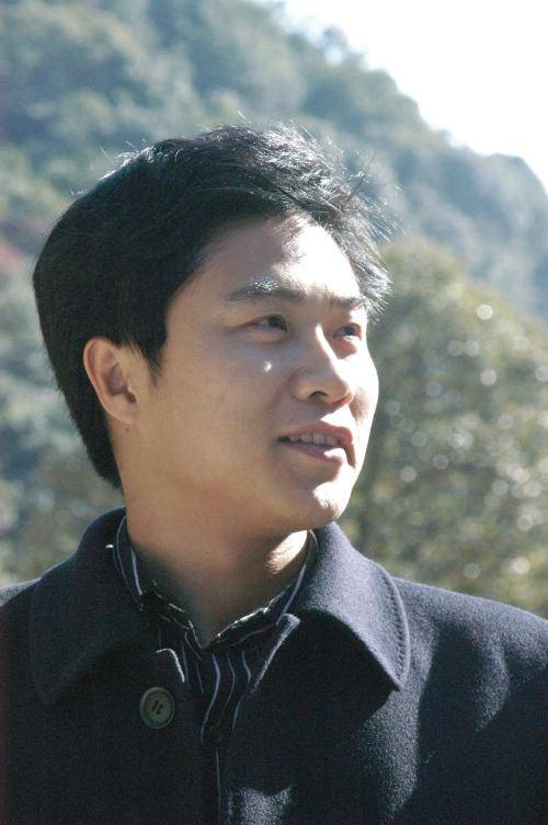 钱鹏飞（中国报业协会对外联络部部长）