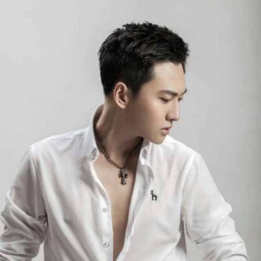 袁家宝（哈尔滨籍影视演员）