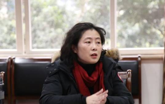 文颐（成都师范学院教育学院教师）