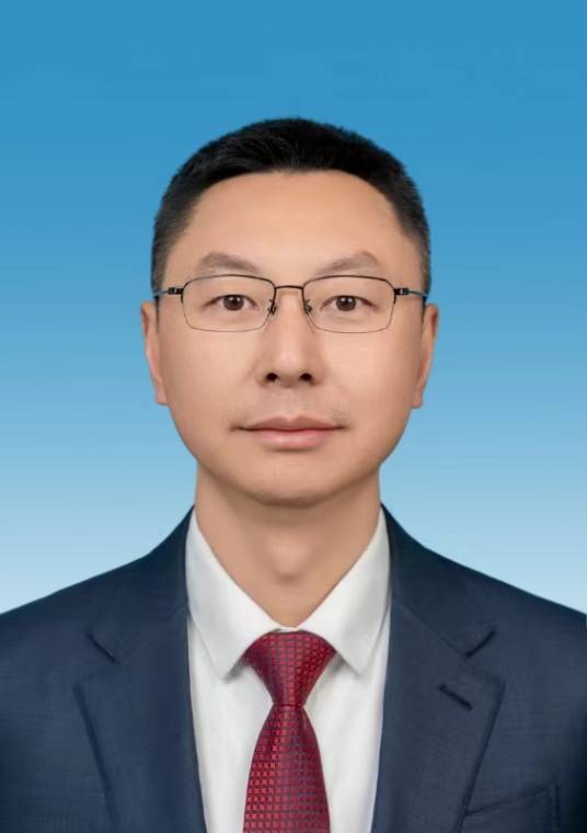 宋晓军（四川省甘孜藏族自治州政府副州长、党组成员，泸定县委书记、县人武部党委第一书记）