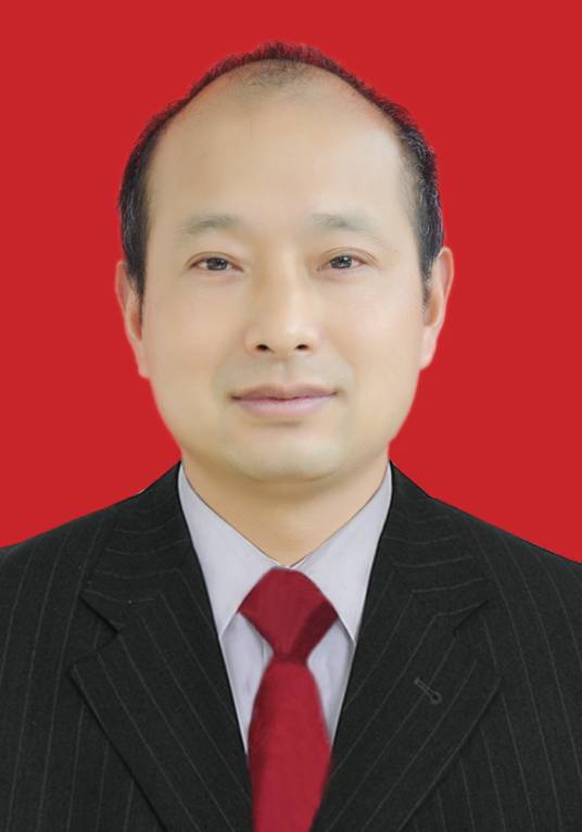 郑明辉（湖北民族大学教授）