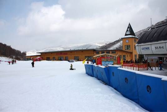 多乐美地滑雪场