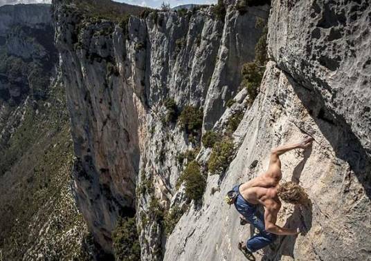 徒手攀岩（攀岩方式）