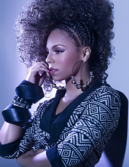 亚香缇·道格拉斯