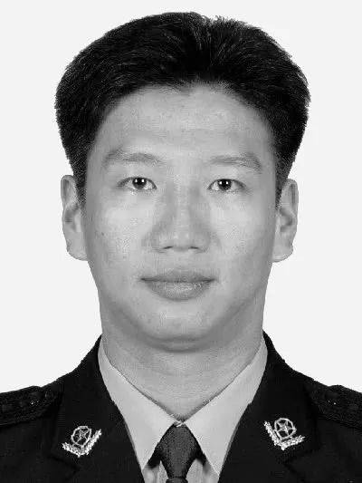 黄坤（中山市公安局民警）