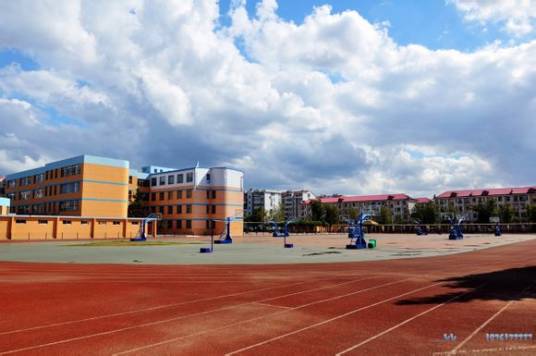 山东省烟台第四中学