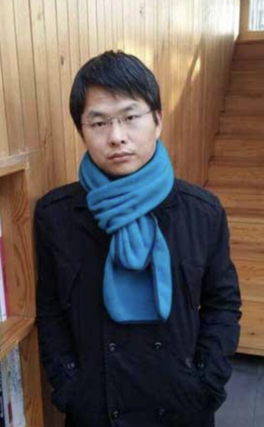 王钟（雕塑家）