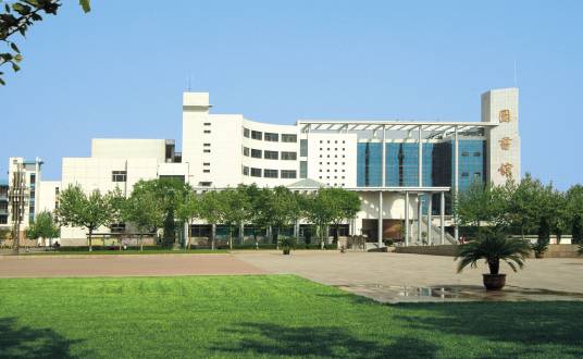 新加坡科文学院