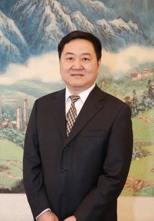 葛莱(中国电视艺术家协会副主席,江苏省委宣传部副部长,江苏省广播电视总台台长、省广播电视集团有限公司董事长)