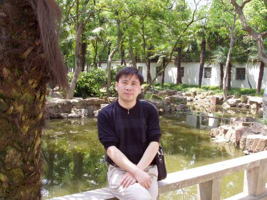 彭建文（重庆师范大学数学与计算机科学学院教授）