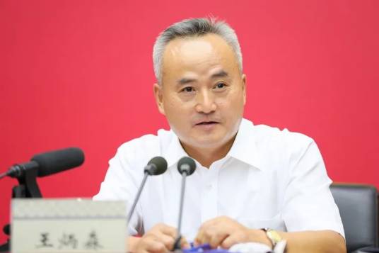 王炳森（辽宁省盘锦市委书记，盘锦军分区党委第一书记）