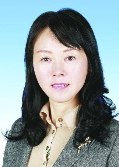 李芳芳（民建四川省委专职副主任委员，四川省政协副秘书长）