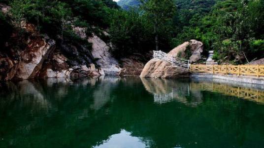 藤龙山自然风景区