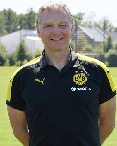 沃尔夫冈·德贝尔