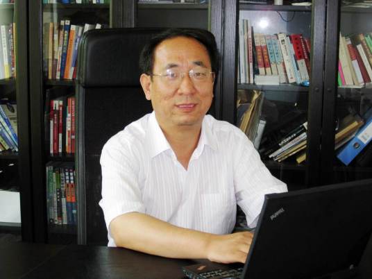 李忠义（清华大学特聘课程教授）