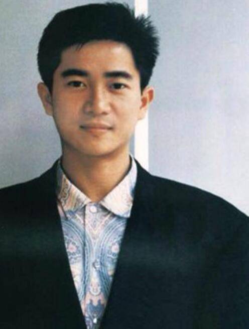 喝彩（1980年陈百强演唱的粤语歌曲）