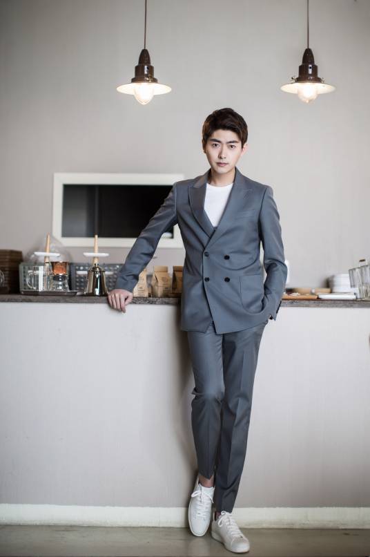 崔航（中国内地男演员）