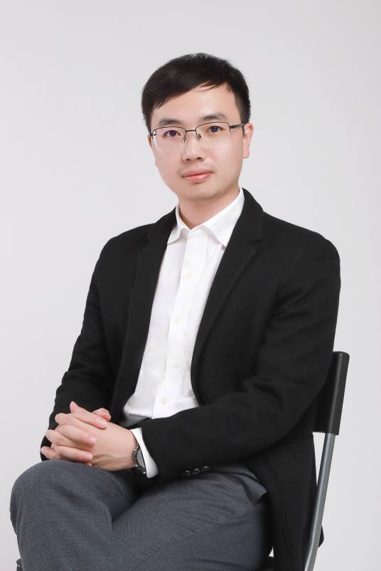 徐彪(江苏集萃清联智控科技有限公司董事长、总经理)