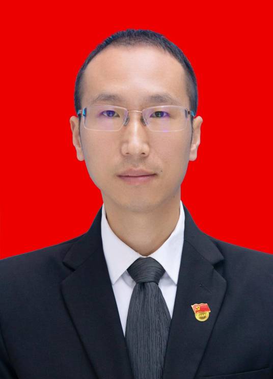 王霜（四川省眉山市商务局副局长）